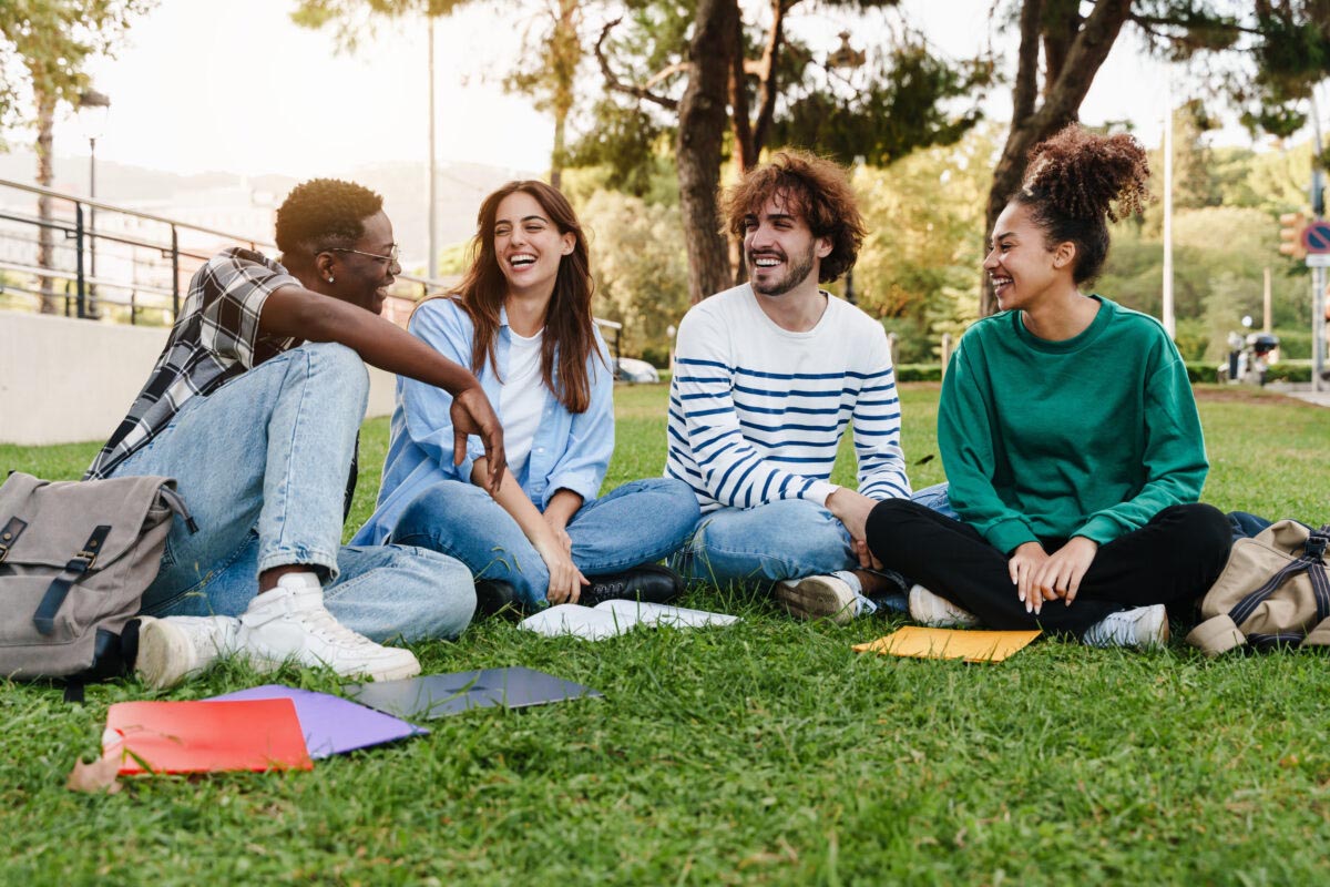 Managing Finances as a College Student: A Five-Step Guide